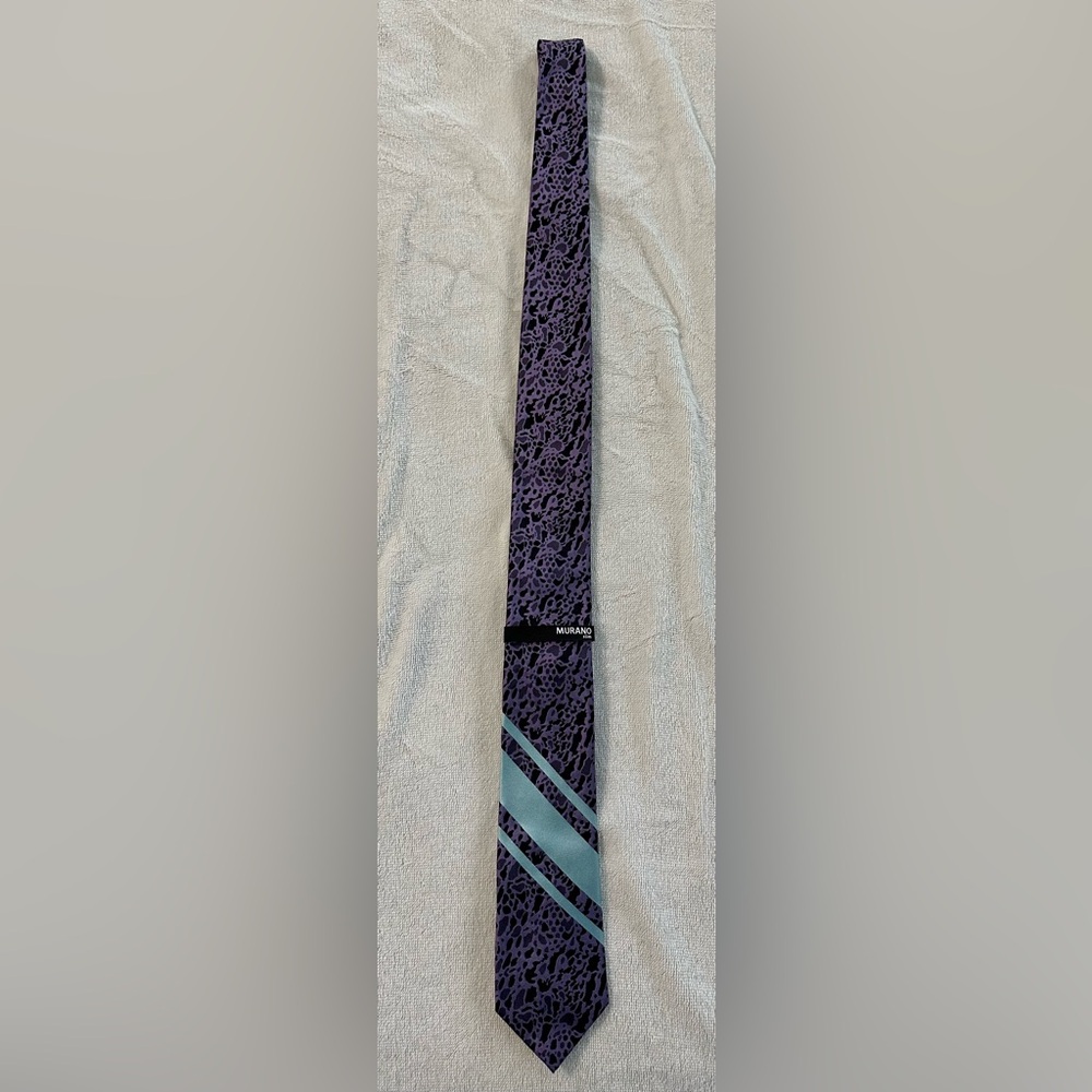 NWT‎ Murano Slim Purple Patterned Tie